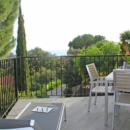 Select'Sohome - La Fossette - Appartement Pour 4 Personnes Avec Terrasse Et Vue Mer ! - Fos-04 Le Lavandou Kültér fotó
